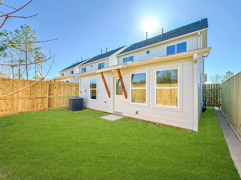 2726 Discovery Trails Ct — Photo 46