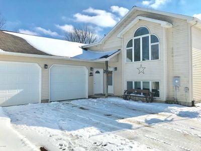14475 Apple Ave, Ravenna, MI, 49451