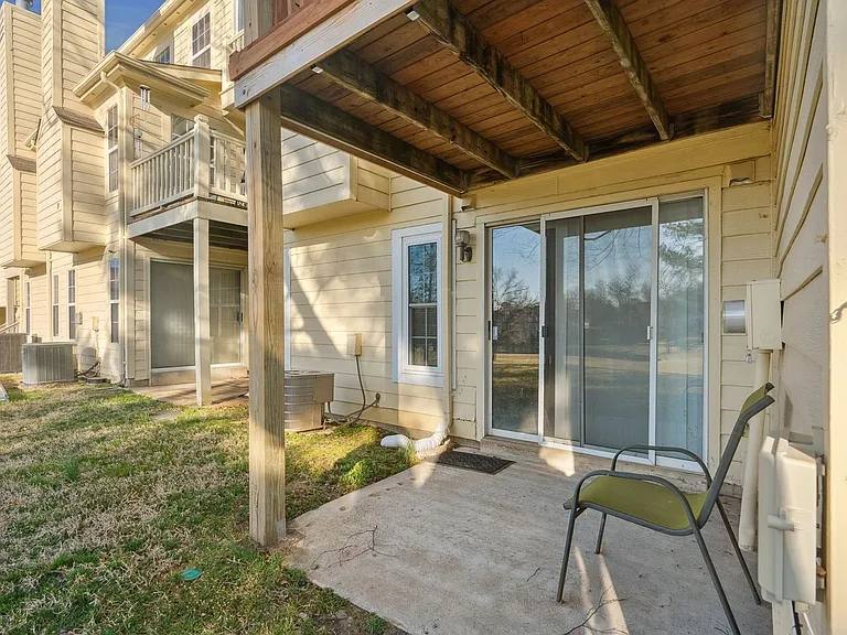 12110 Autumn Lakes Dr — Photo 32
