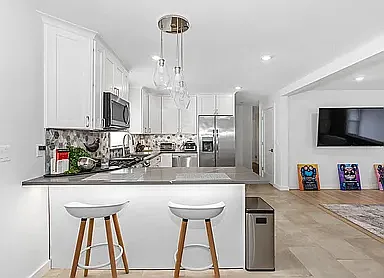 10 Harrison Ave — Photo 11