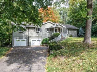 16318 Pine St, Minnetonka, MN 55345