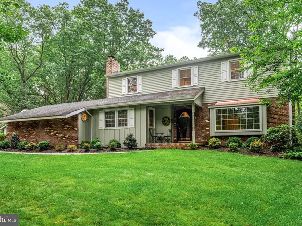 183 Nahma Trl, Medford Lakes, NJ 08055