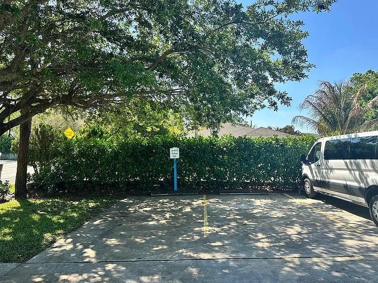 6881 Church St — Photo 17