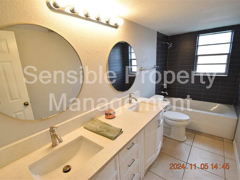 3827 Frostwood Ct — Photo 36
