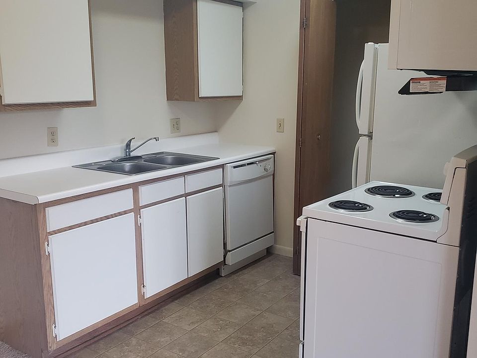 1st image of 1131 Michigan Ave E APT 14