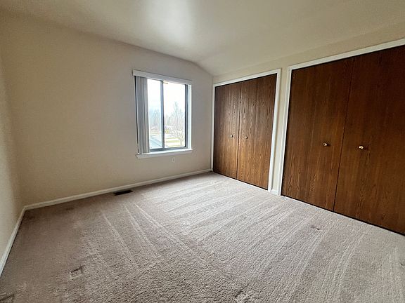 5th image of 5248 Country Wood Ln