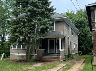 421 Chamberlain Ave, Madison, WI 53726