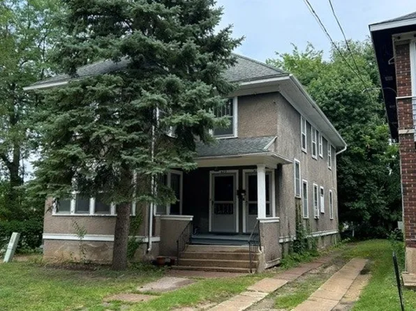 421 Chamberlain Ave, Madison, WI 53726