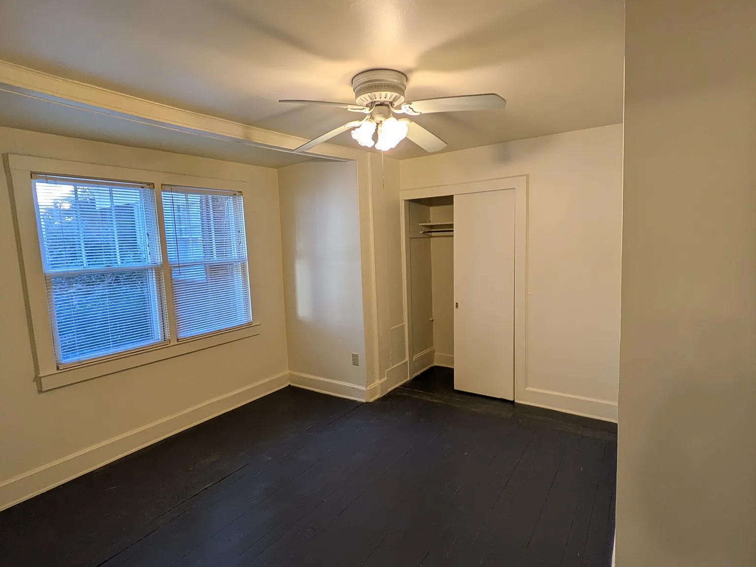 1312 N Morningside Drive NE — Photo 4