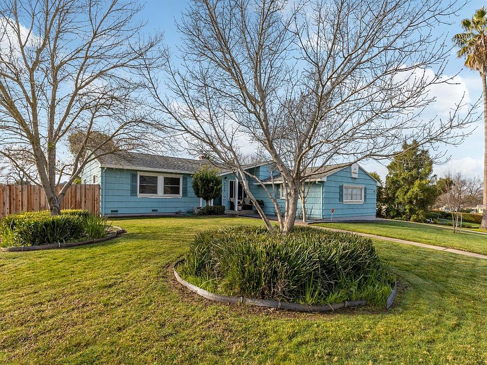 2nd image of 5954 Beaumere Way