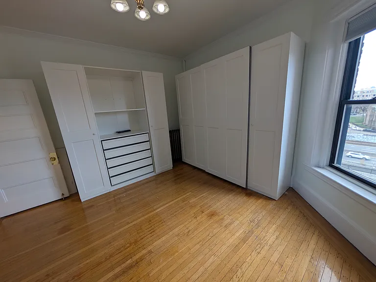 382 Commonwealth Ave #52 — Photo 9