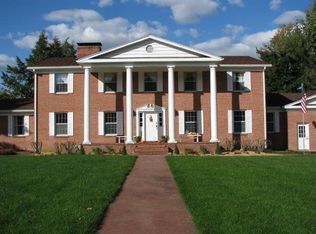 1122 W State St, Jacksonville, IL 62650
