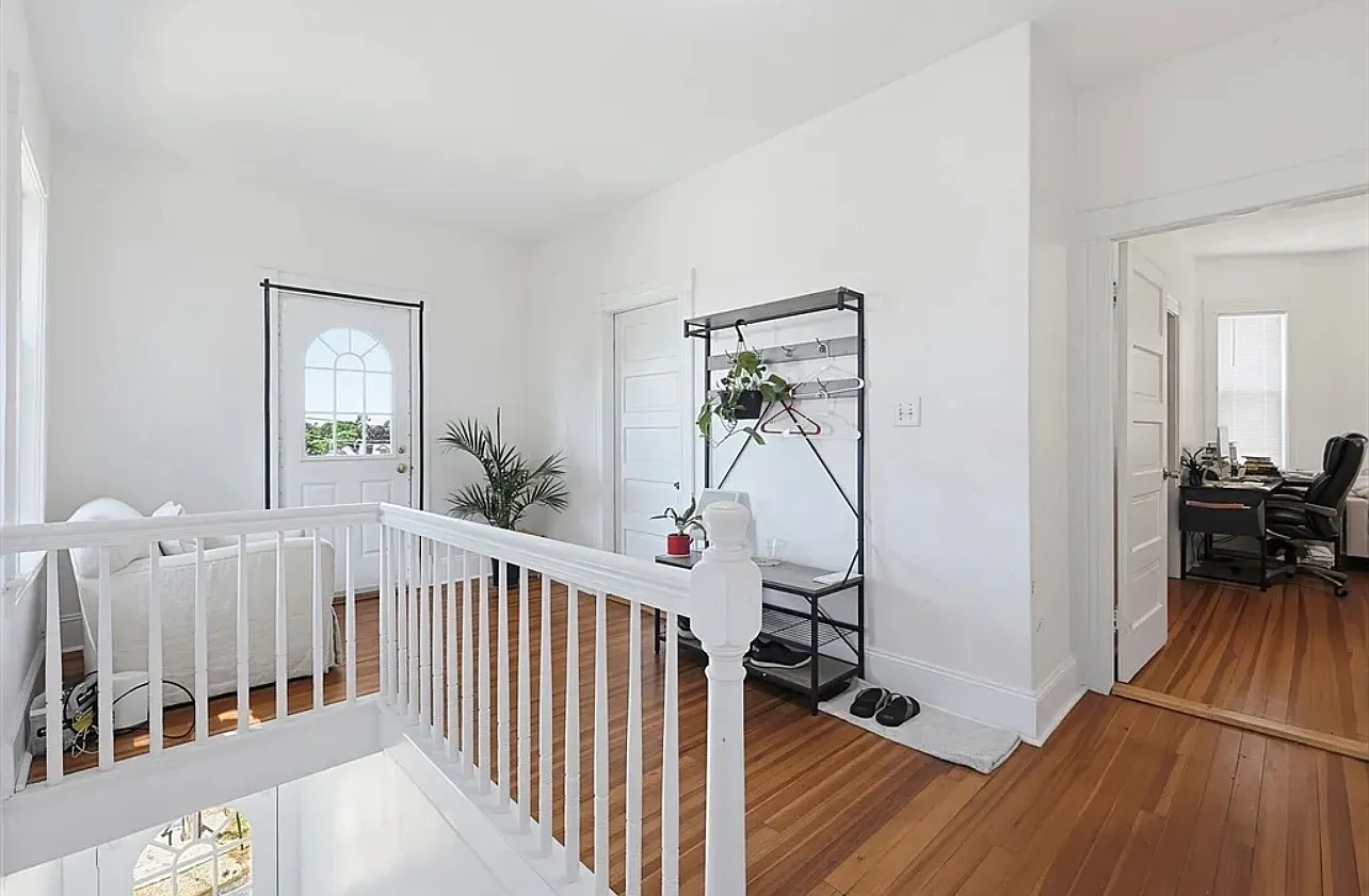 4 bed, 1636 sqft, $3,200 — Photo 1