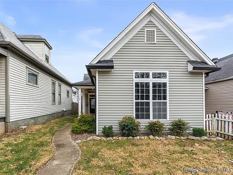 1744 Ekin Ave — Photo 3