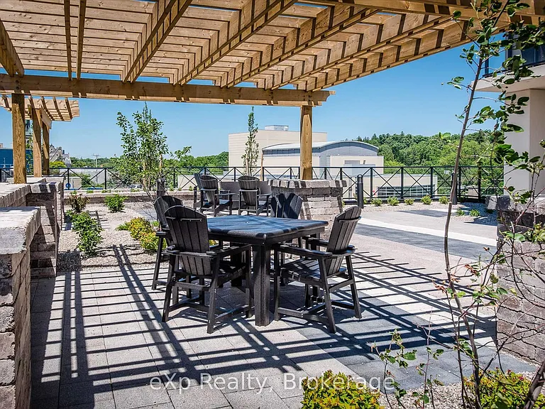 160 Macdonell St #308 — Photo 44