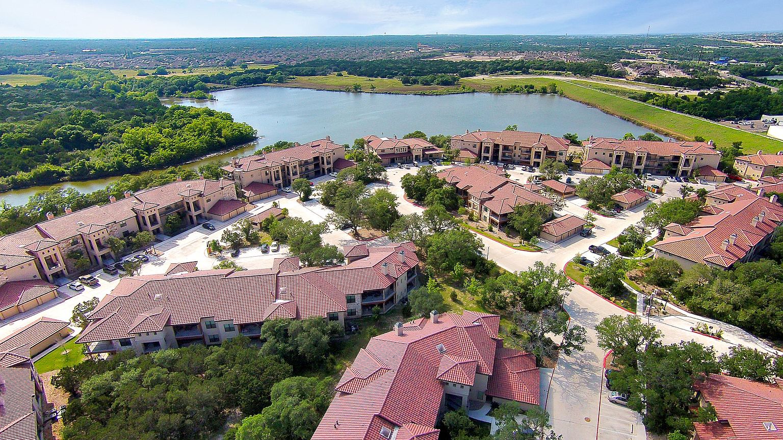 Muir Lake Apartments Cedar Park