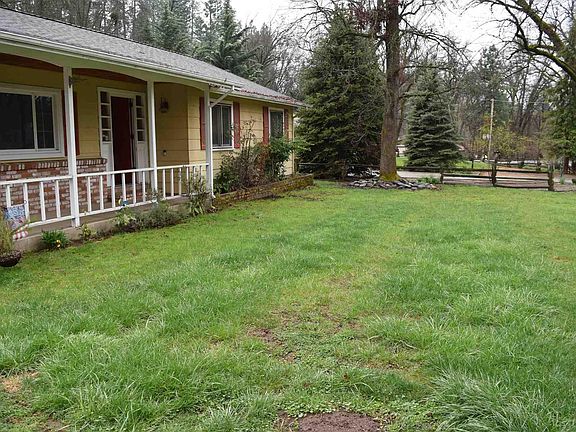2nd image of 21683 Water Oak Dr
