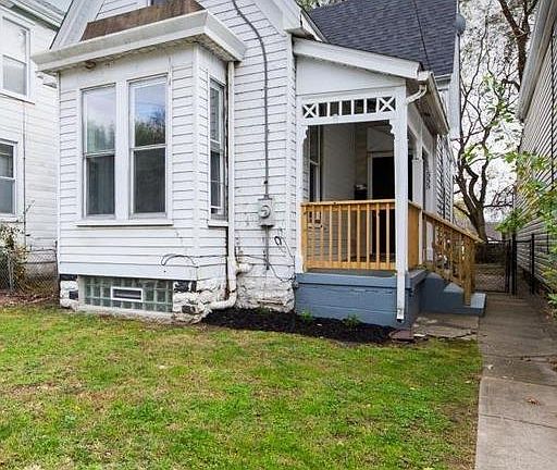 2nd image of 555 E Epworth Ave