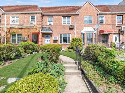 144-47 75 Avenue, Flushing, NY, 11367