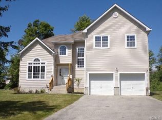 46 Hibbing Way, Newburgh, NY 12550