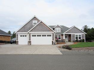 5107 Drummond Dr, Gearhart, OR 97138