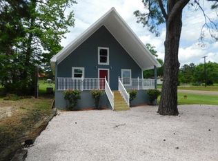 239 Starr St, Hemphill, TX 75948