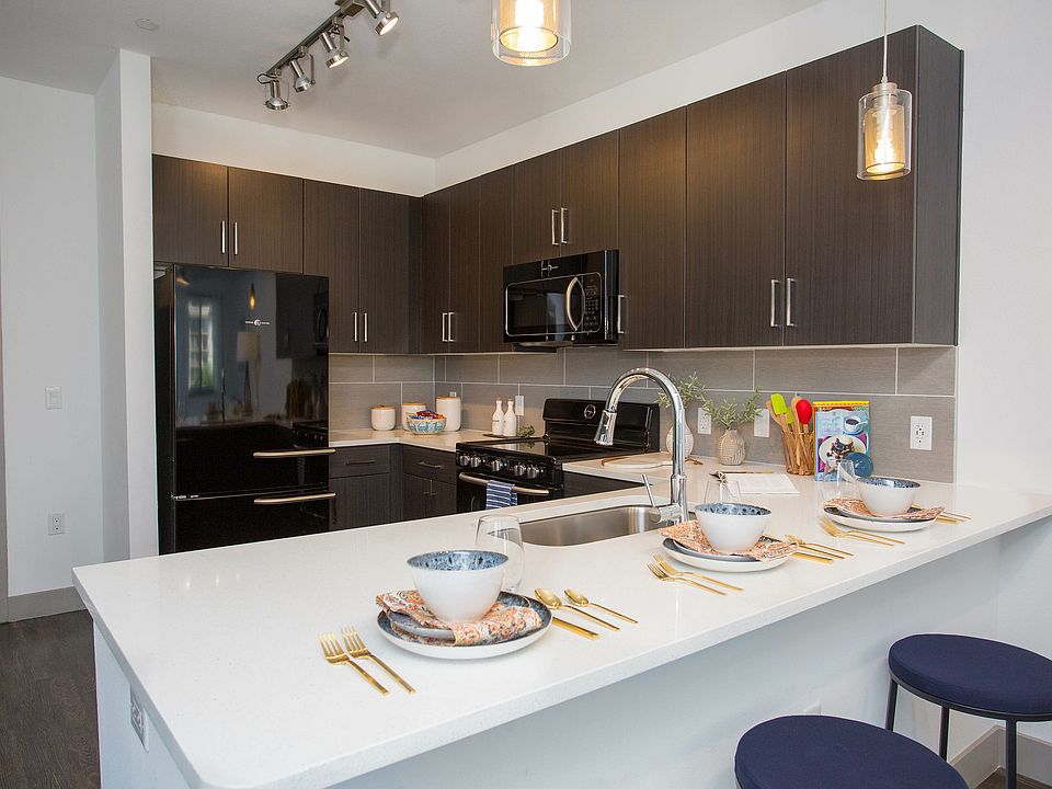 Living Spaces That Work With You