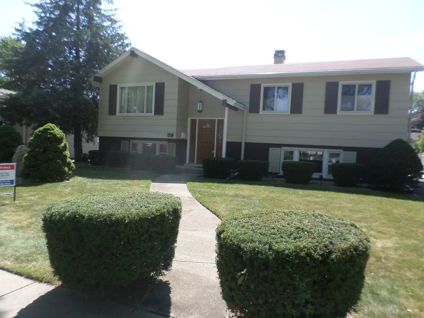624 S Beverly Ave photo 1