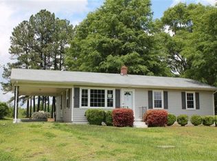 5249 Hunting Creek Rd, Nathalie, VA 24577