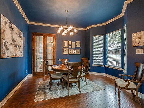 4th image of 2044 Saint Ives Dr