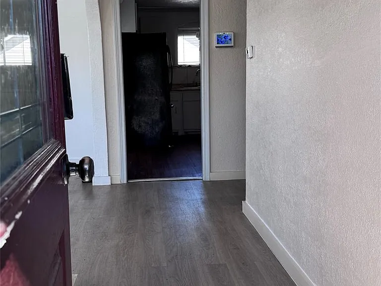2918 46th St #3 — Photo 3