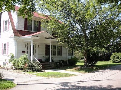 2nd image of 70 Annawamscutt Rd