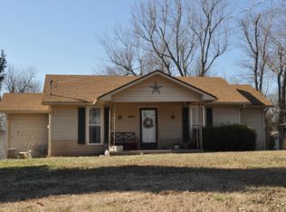 991 Grapevine Rd, Madisonville, KY 42431