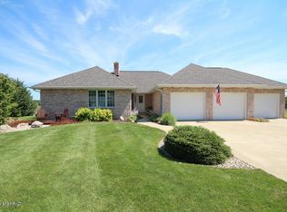 2857 Seth Raynor Pl, Vicksburg, MI 49097