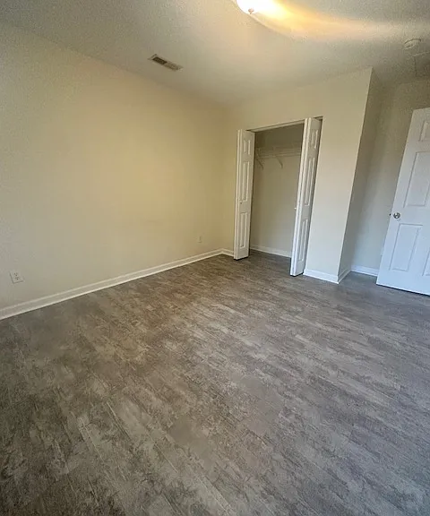 207 Carter St #C — Photo 3