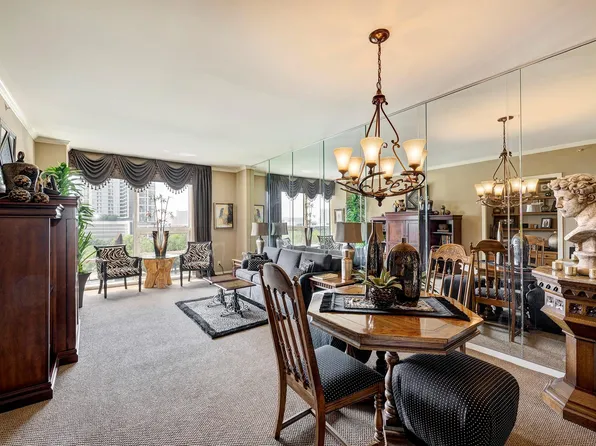 5100 San Felipe St Unit 74, Houston, TX 77056