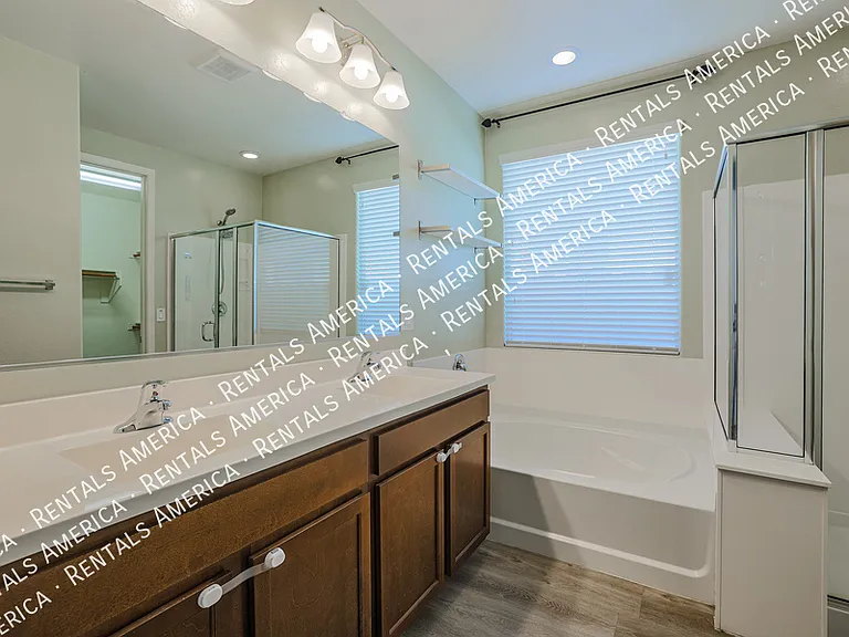 4217 W Winston Dr — Photo 12