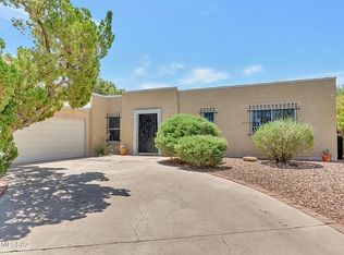 9060 E Bluefield St, Tucson, AZ 85710