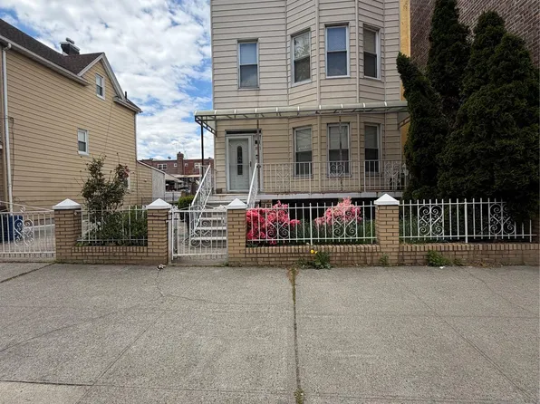 1871 Matthews Avenue, Bronx, NY 10462