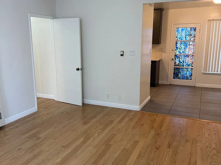 180 S Mountain View Ave — Photo 17
