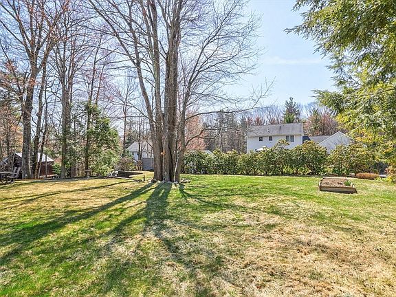 5th image of 55 Pepper Rd