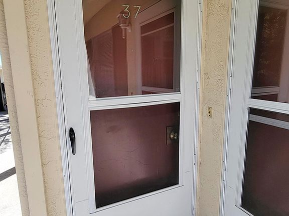 Apt 37 Front Door