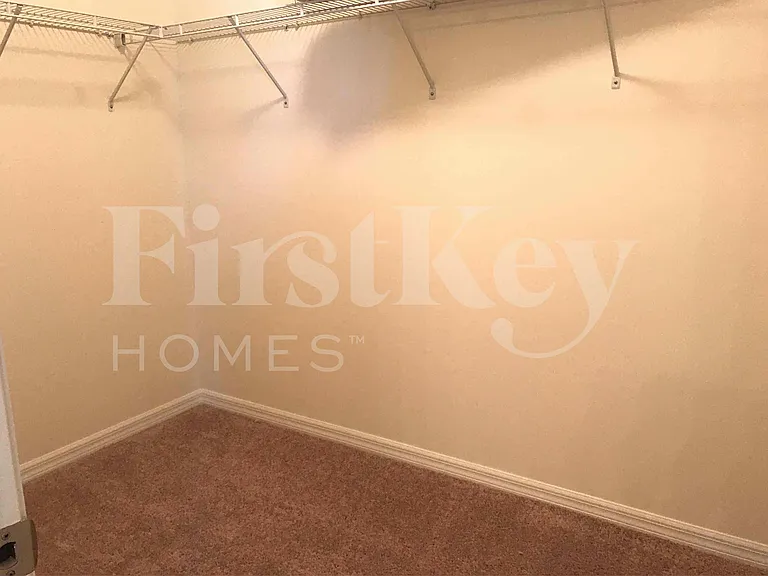 625 SW 25th Ter — Photo 17