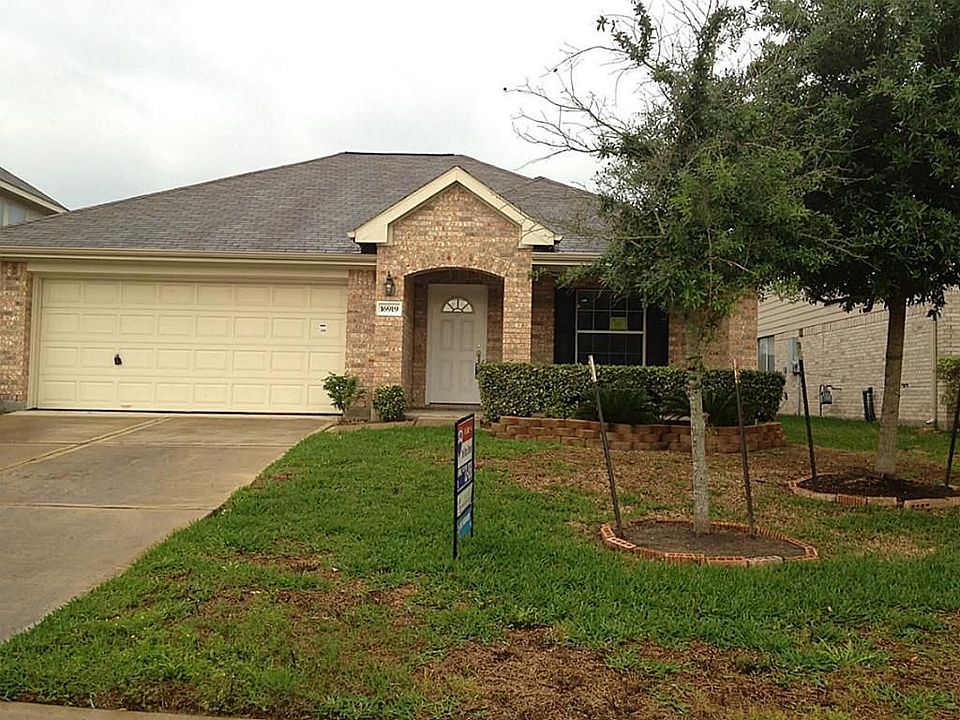 1st image of 16919 Great Oaks Glen Dr