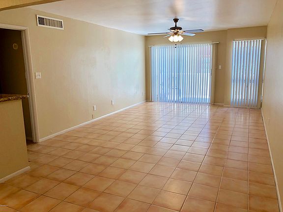 3rd image of 3828 N 32nd St Unit 119