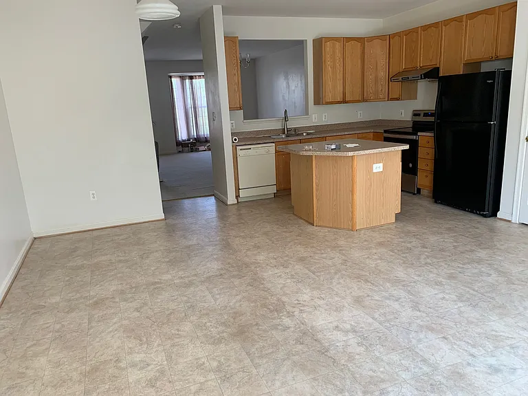 2589 Carrington Way — Photo 14