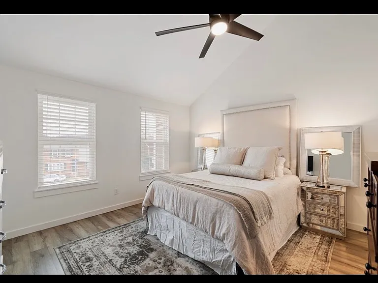 5723 Brentwood Meadows Cir — Photo 7