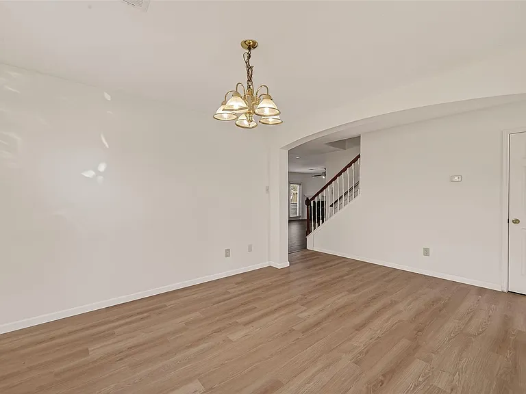 15910 Clayton Bend Dr — Photo 10