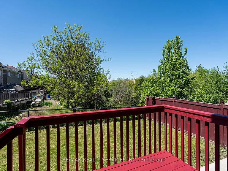 85 Williamson Dr — Photo 25