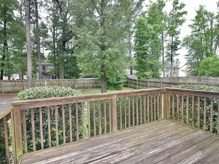129 Lori Ln — Photo 5